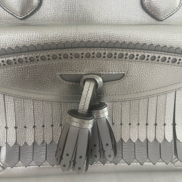 Burberry Silver Borque Banner Satchel with Structured Design - Picture 3 of 12